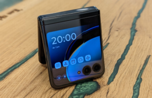 Motorola Razr 50